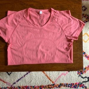 Lululemon swiftly tech short sleeve shirt
